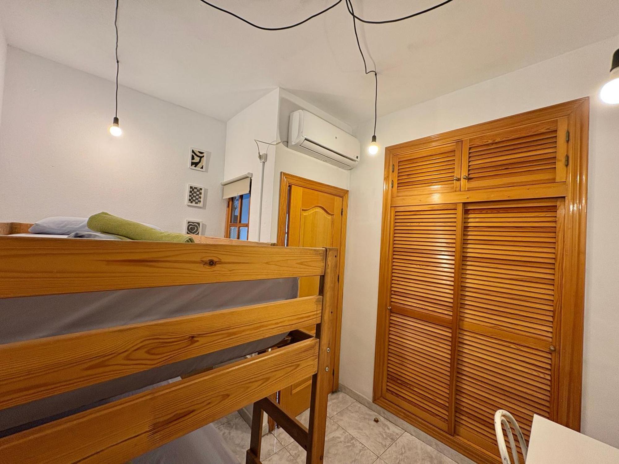 Habitacion En Calle Molino Malaga Bagian luar foto