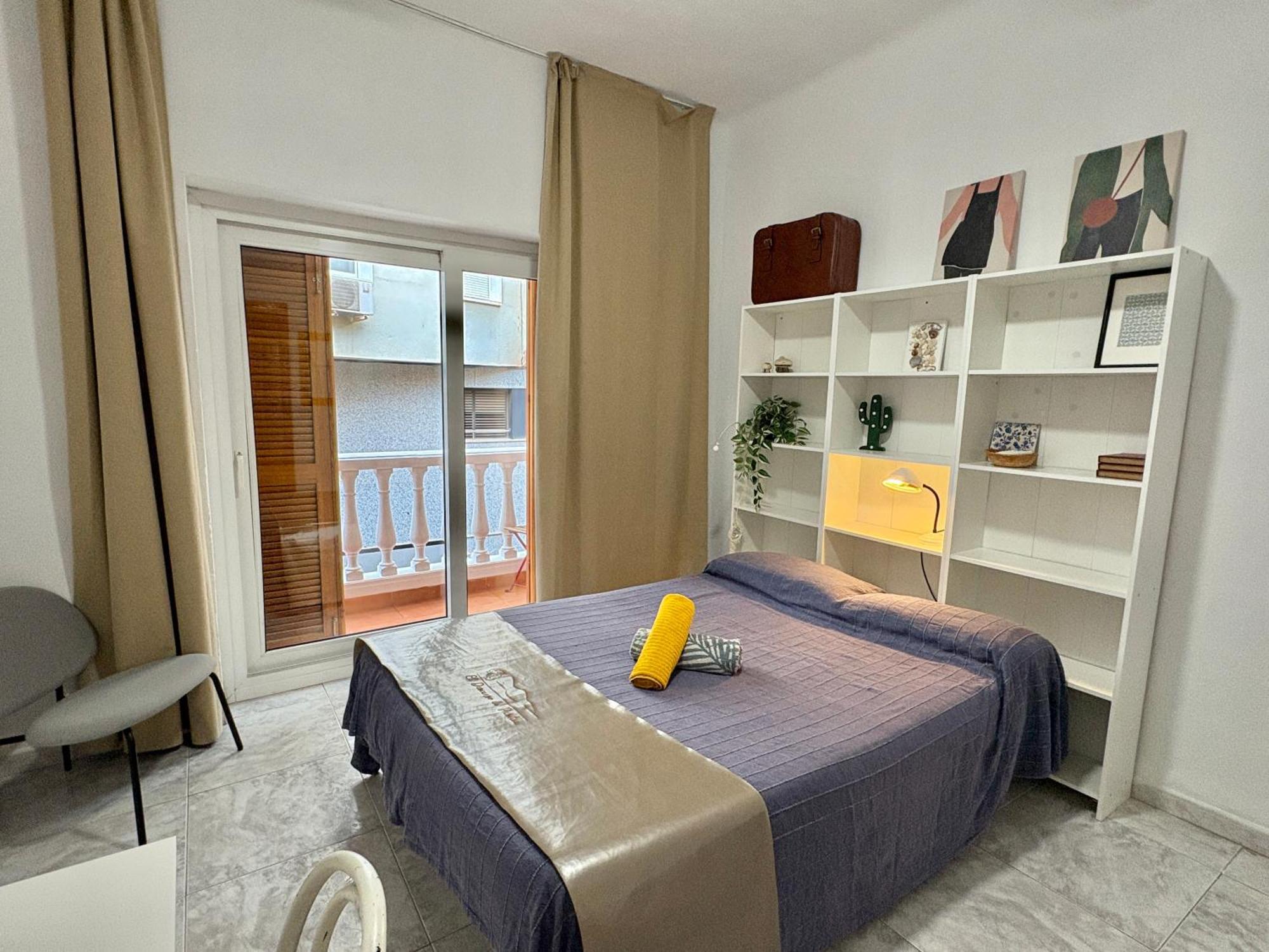 Habitacion En Calle Molino Malaga Bagian luar foto
