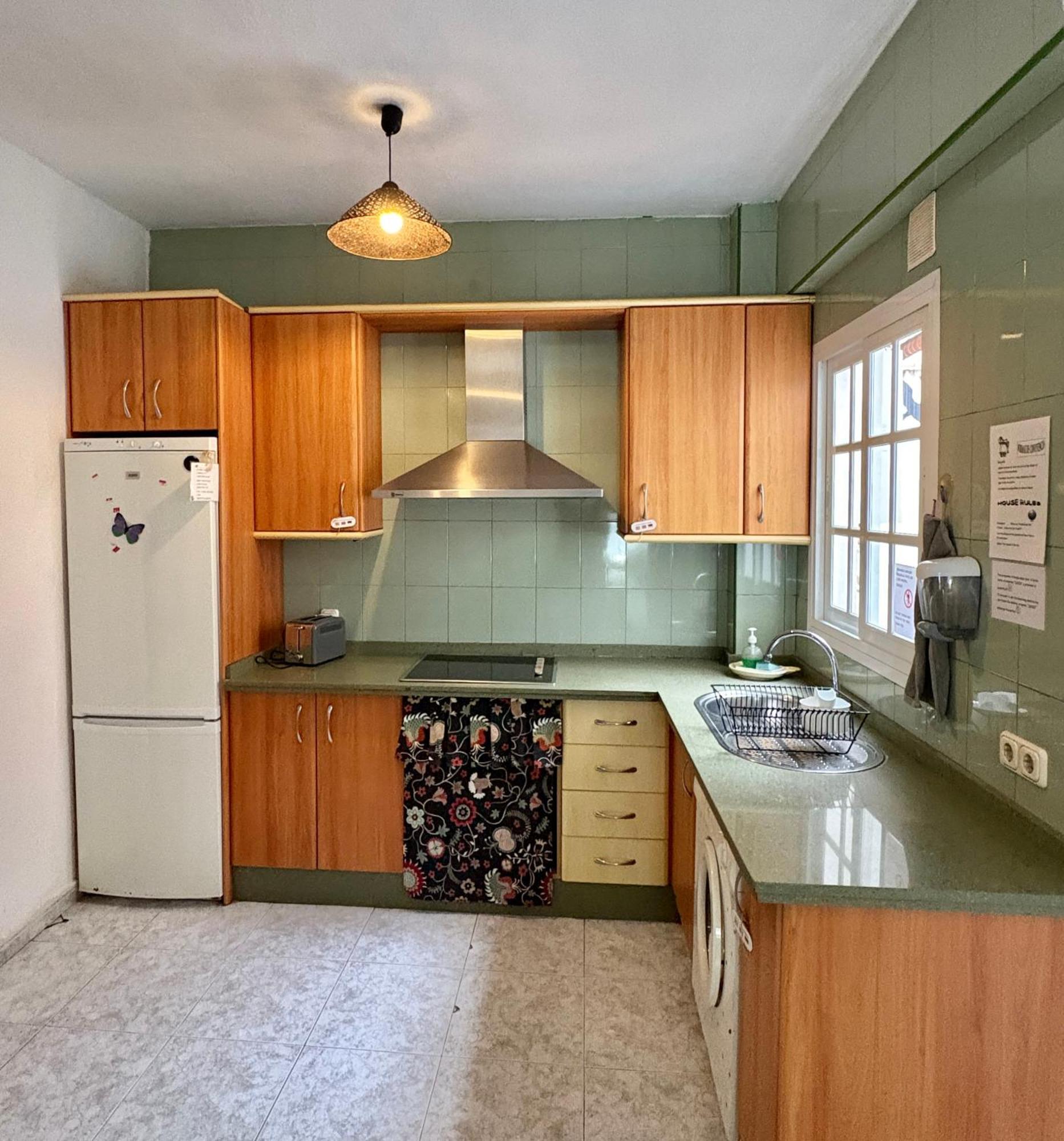 Habitacion En Calle Molino Malaga Bagian luar foto