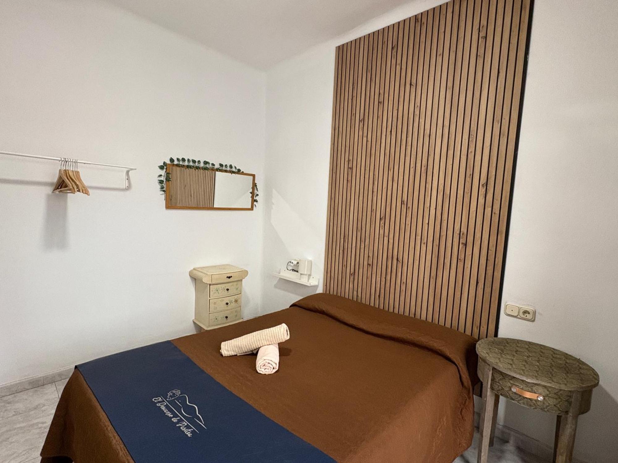 Habitacion En Calle Molino Malaga Bagian luar foto