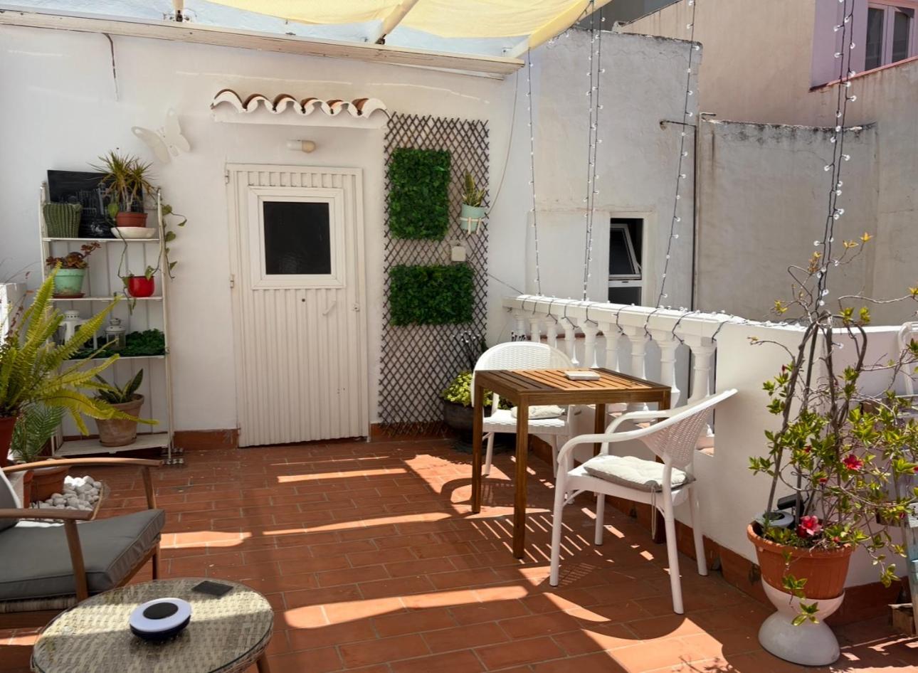 Habitacion En Calle Molino Malaga Bagian luar foto