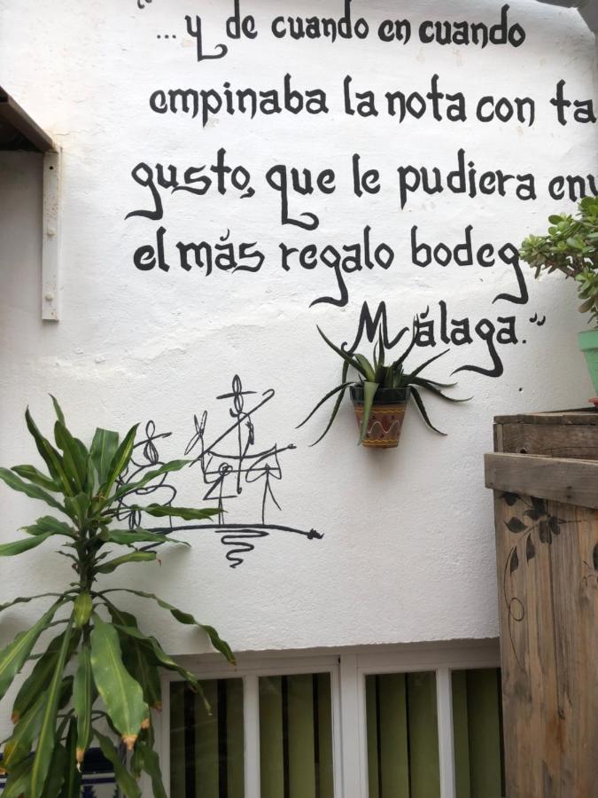 Habitacion En Calle Molino Malaga Bagian luar foto